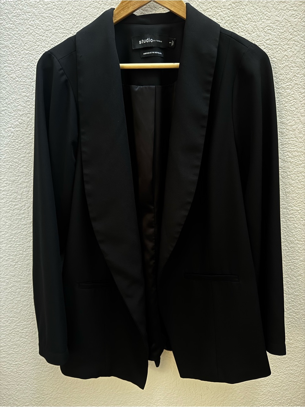 Studio by Torrid Black Open Front Blazer Size 1 1X Career Workwear